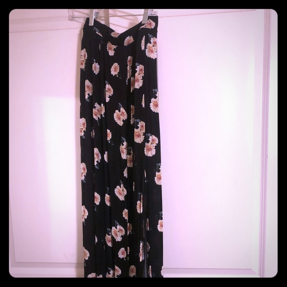 Floral maxi skirt